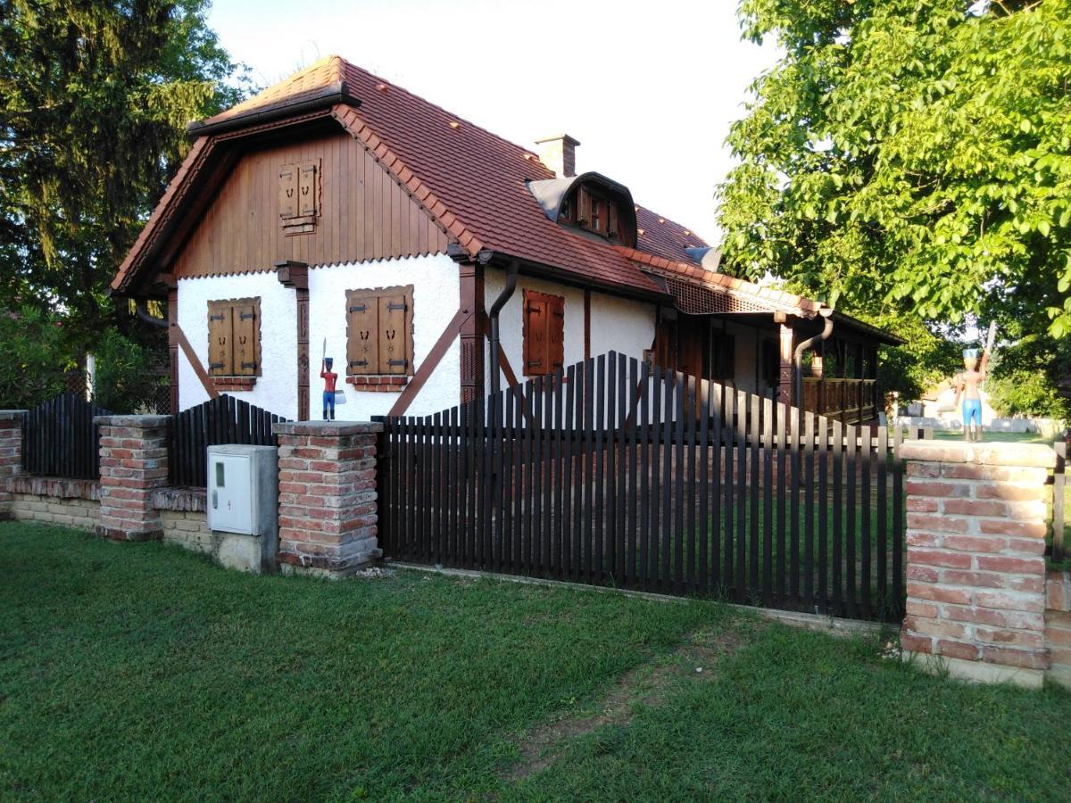 Umjetnicka Etno Kuca Luka Διαμέρισμα Podravske Sesvete Εξωτερικό φωτογραφία